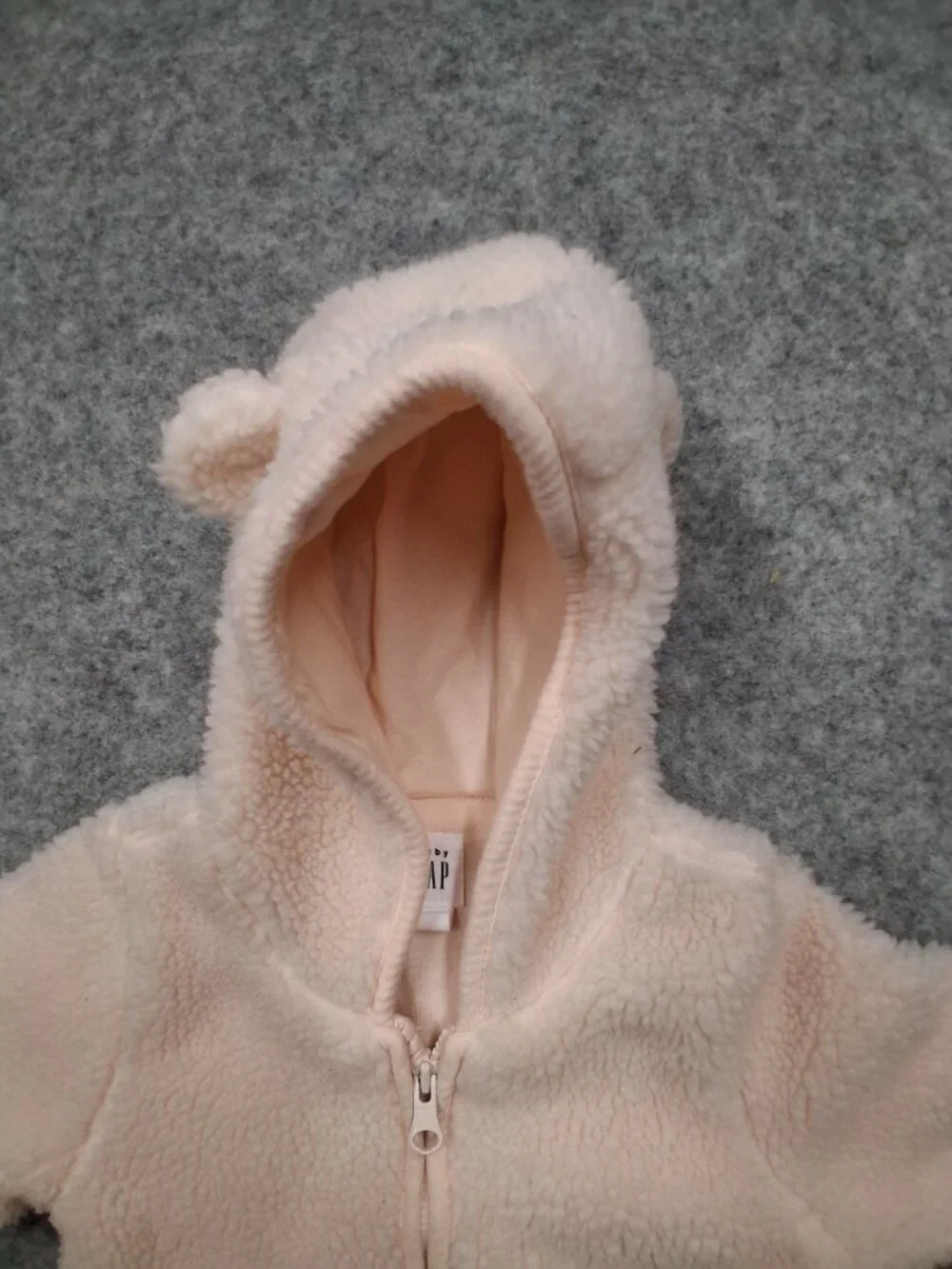 Baby Gap snowsuit size 6-12 months Pink good condition